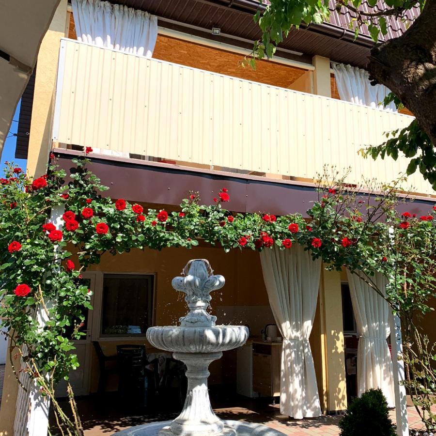 Guest House Santin Τσορνομόρσκ Εξωτερικό φωτογραφία