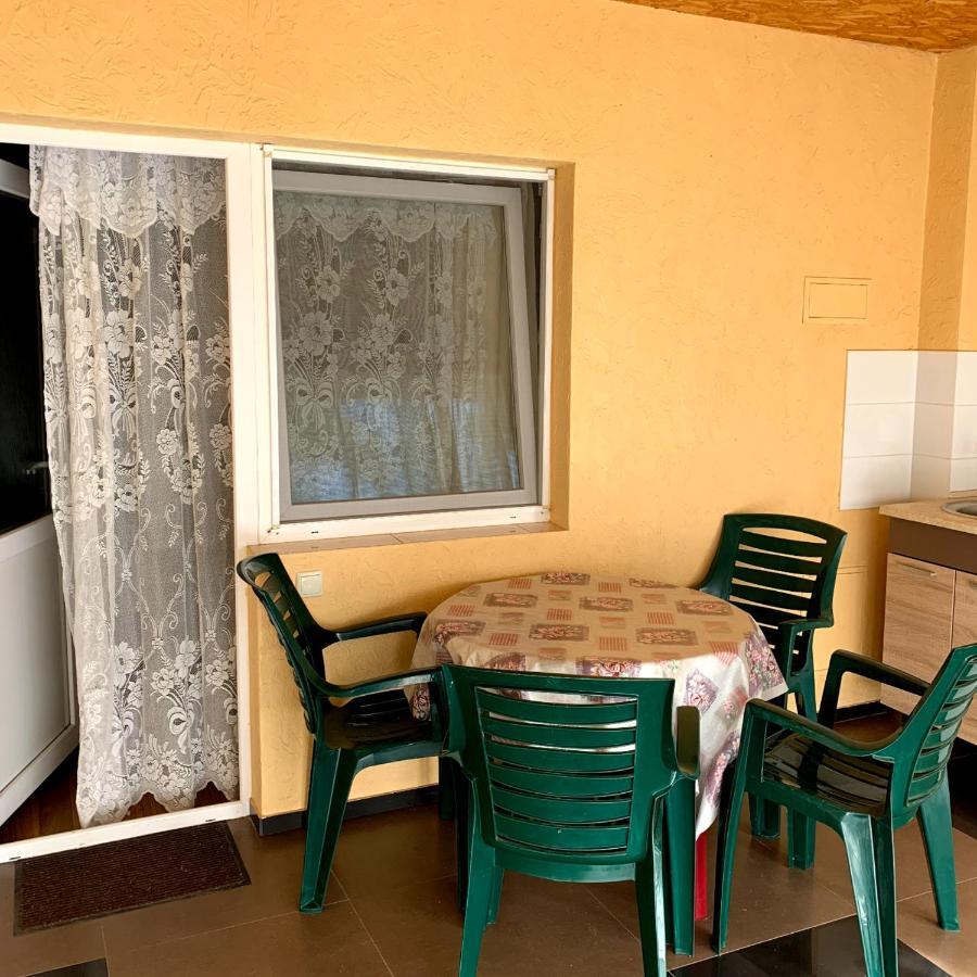 Guest House Santin Τσορνομόρσκ Εξωτερικό φωτογραφία