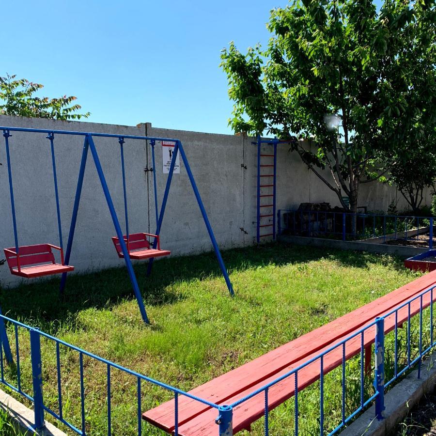 Guest House Santin Τσορνομόρσκ Εξωτερικό φωτογραφία