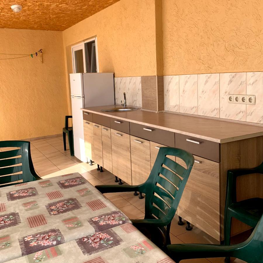 Guest House Santin Τσορνομόρσκ Εξωτερικό φωτογραφία