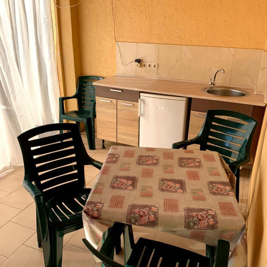 Guest House Santin Τσορνομόρσκ Εξωτερικό φωτογραφία