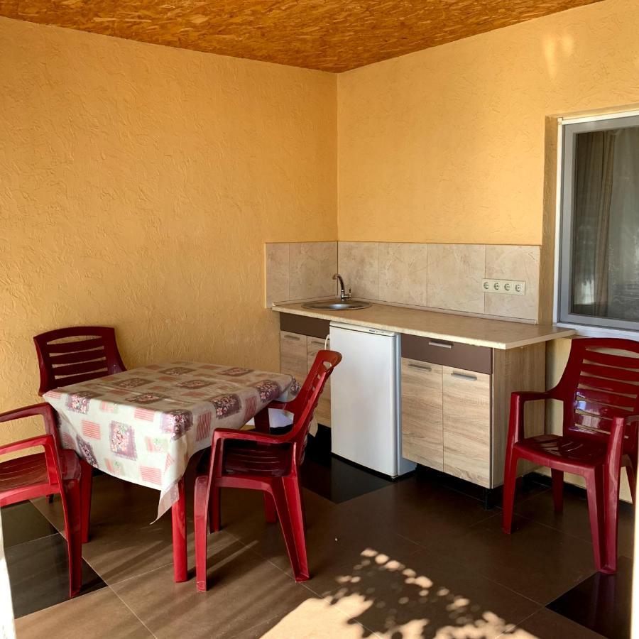 Guest House Santin Τσορνομόρσκ Εξωτερικό φωτογραφία