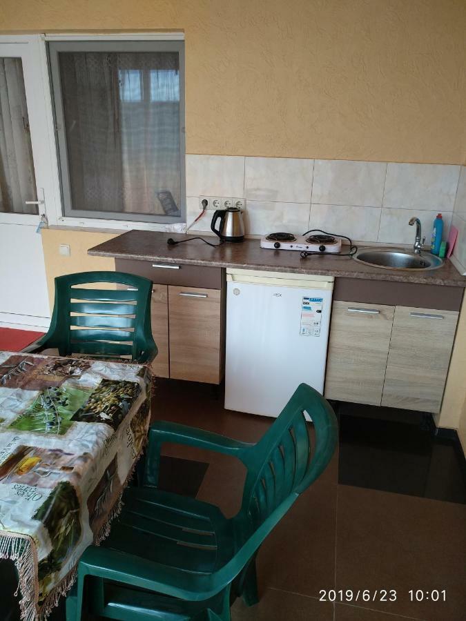 Guest House Santin Τσορνομόρσκ Εξωτερικό φωτογραφία